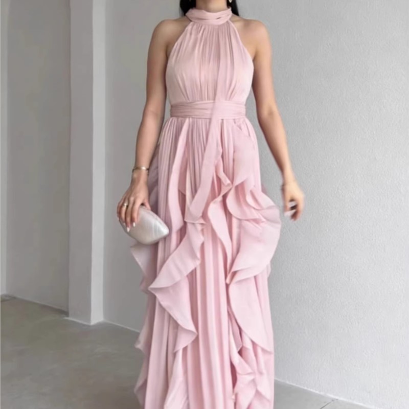 Elegant Waist-Cinching Evening - Maxi Dress Halter 评论和价格